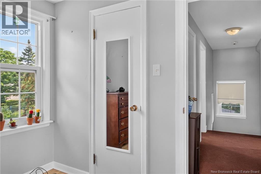 210 Blythwood Avenue - Image 28