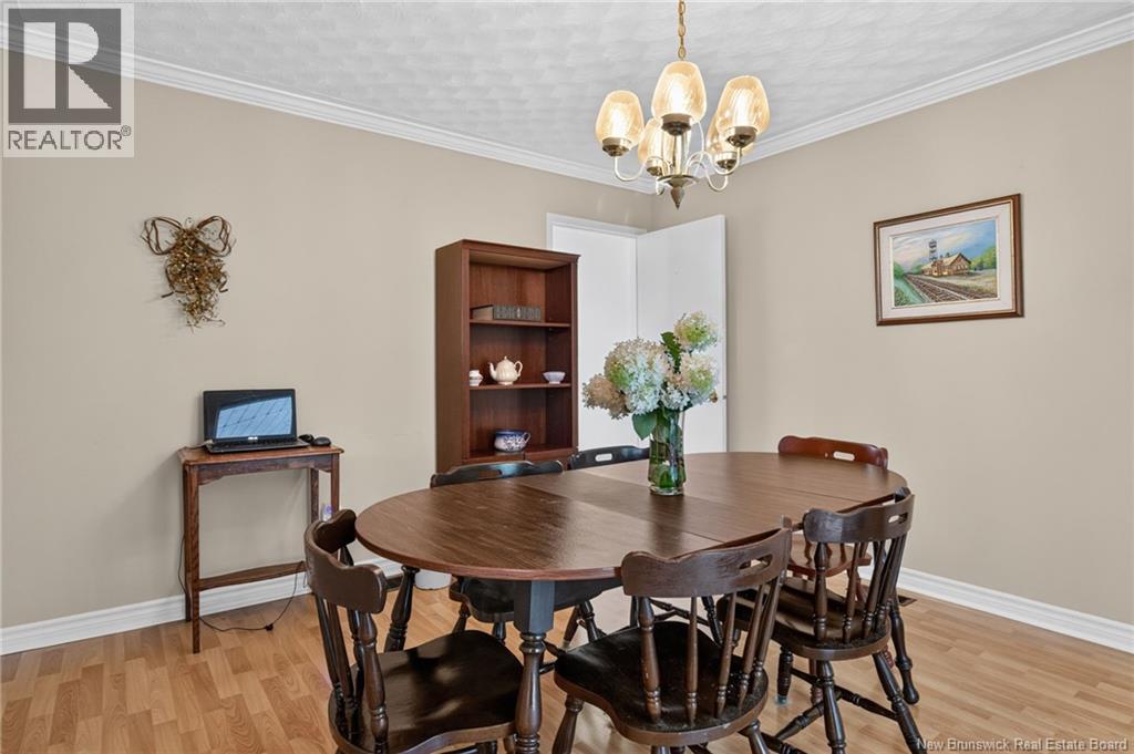 210 Blythwood Avenue - Image 3