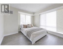 Th07 - 25 Singer Court, Toronto, ON M2K0B3 Photo 8