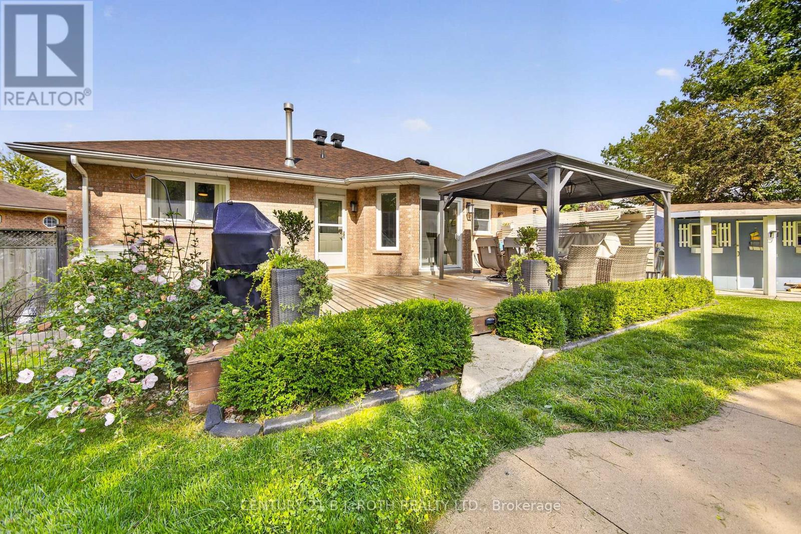 23 CARTER CRESCENT - 23