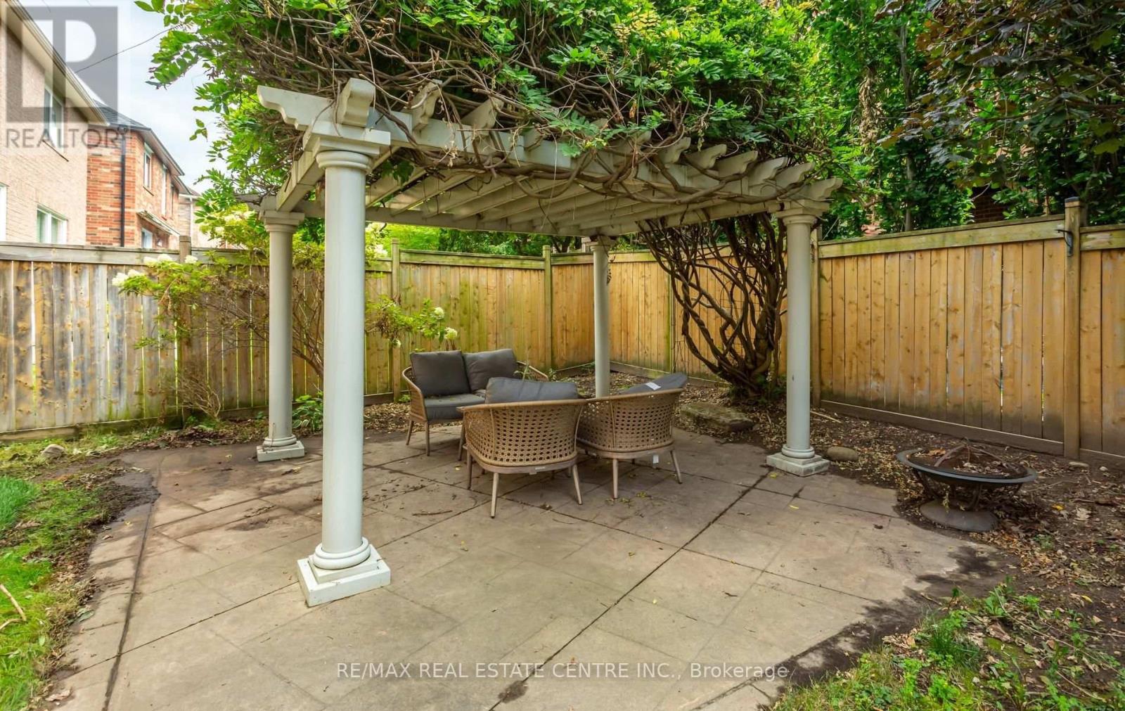 54 APPLE BLOSSOM CRESCENT - 45