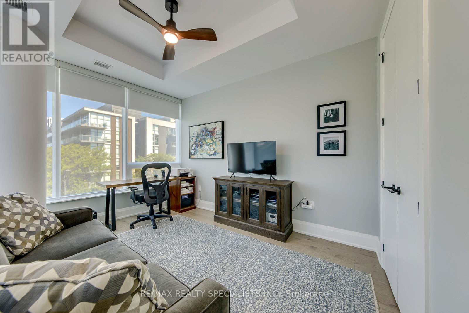 #304 55 PORT STREET - Image 32