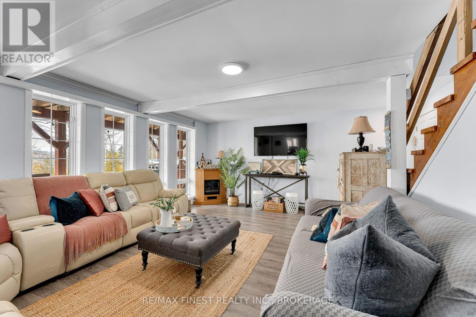 1066 MOUNTVALE POINT ROAD - Image 16