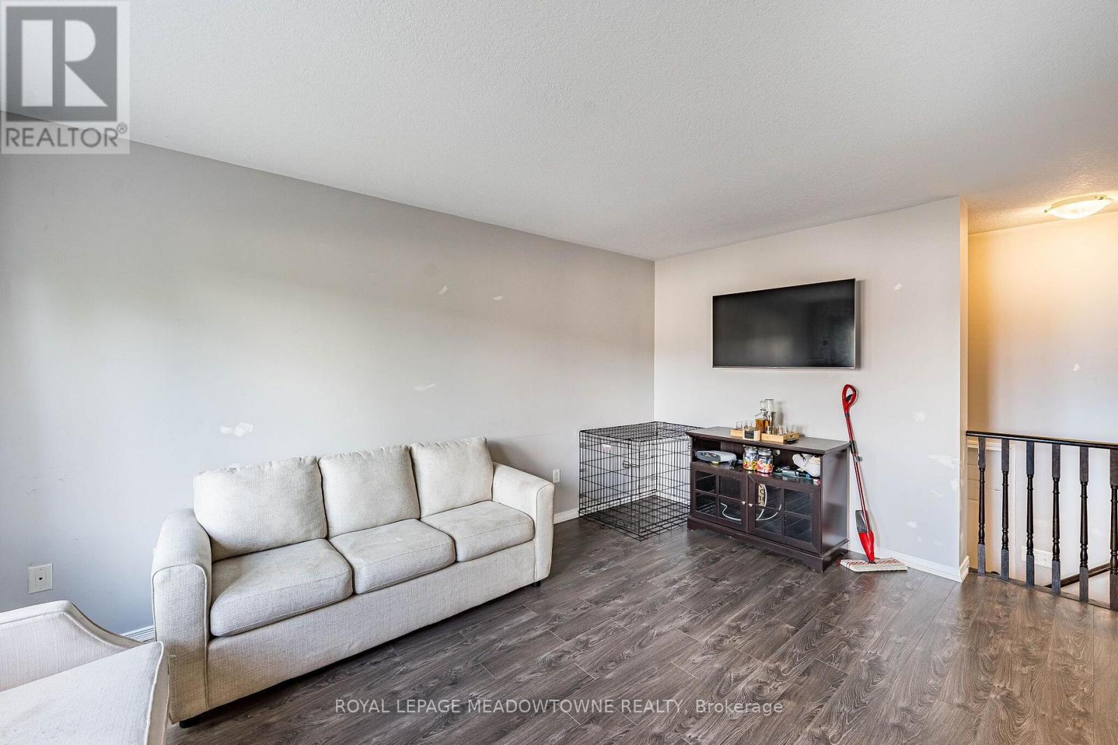 157 POWELL ROAD - 14
