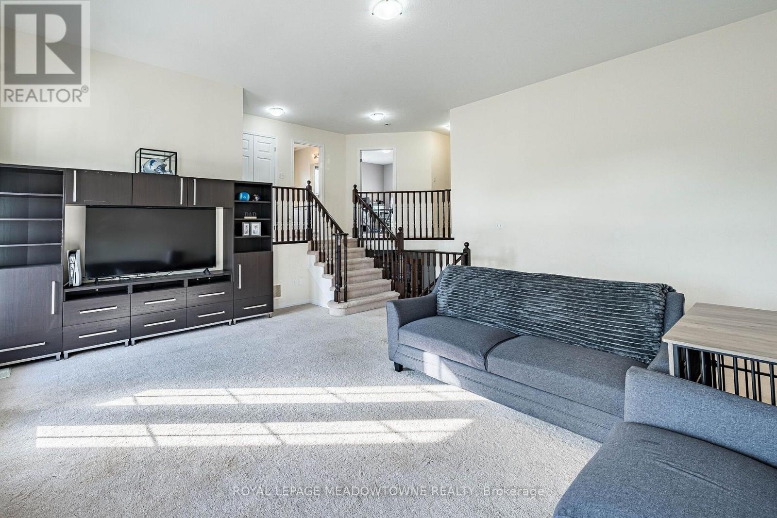 157 POWELL ROAD - 21