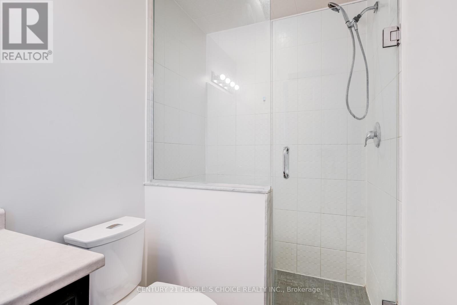 #15 66 EASTVIEW ROAD - 20