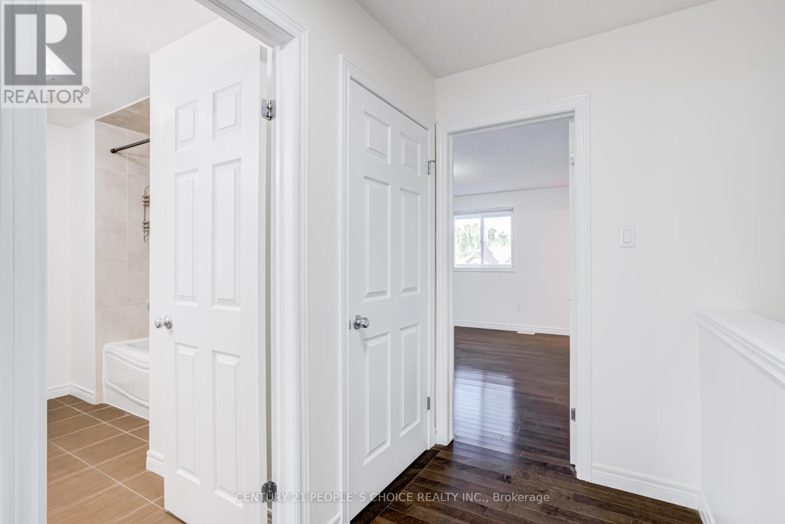 #15 66 EASTVIEW ROAD - 32