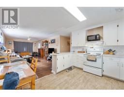 Living room - 84 Third Avenue, Digby, NS B0V1A0 Photo 9