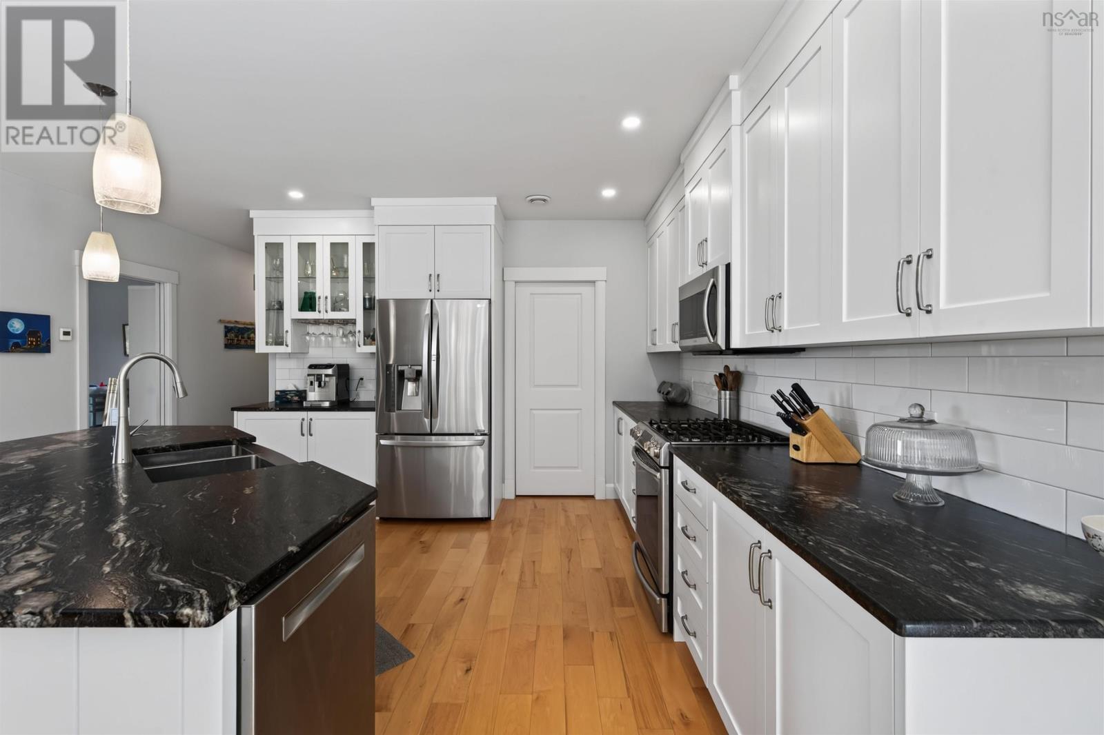 345 East Petpeswick Road - 15