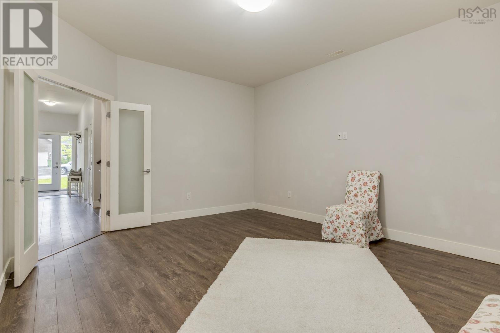 35 Crossfield Ridge - Image 10
