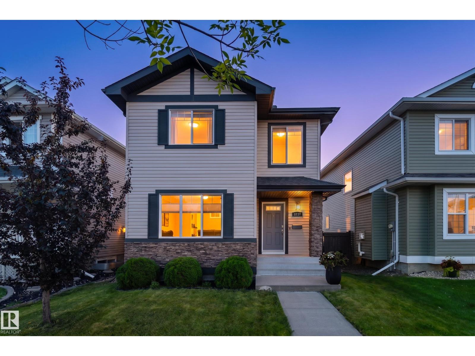 8737 180A AV NW, Edmonton, Alberta, T5Z0G6