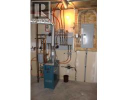 71 Park Place W, Brooks, AB T1R1G6 Photo 35