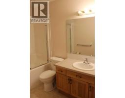 71 Park Place W, Brooks, AB T1R1G6 Photo 34