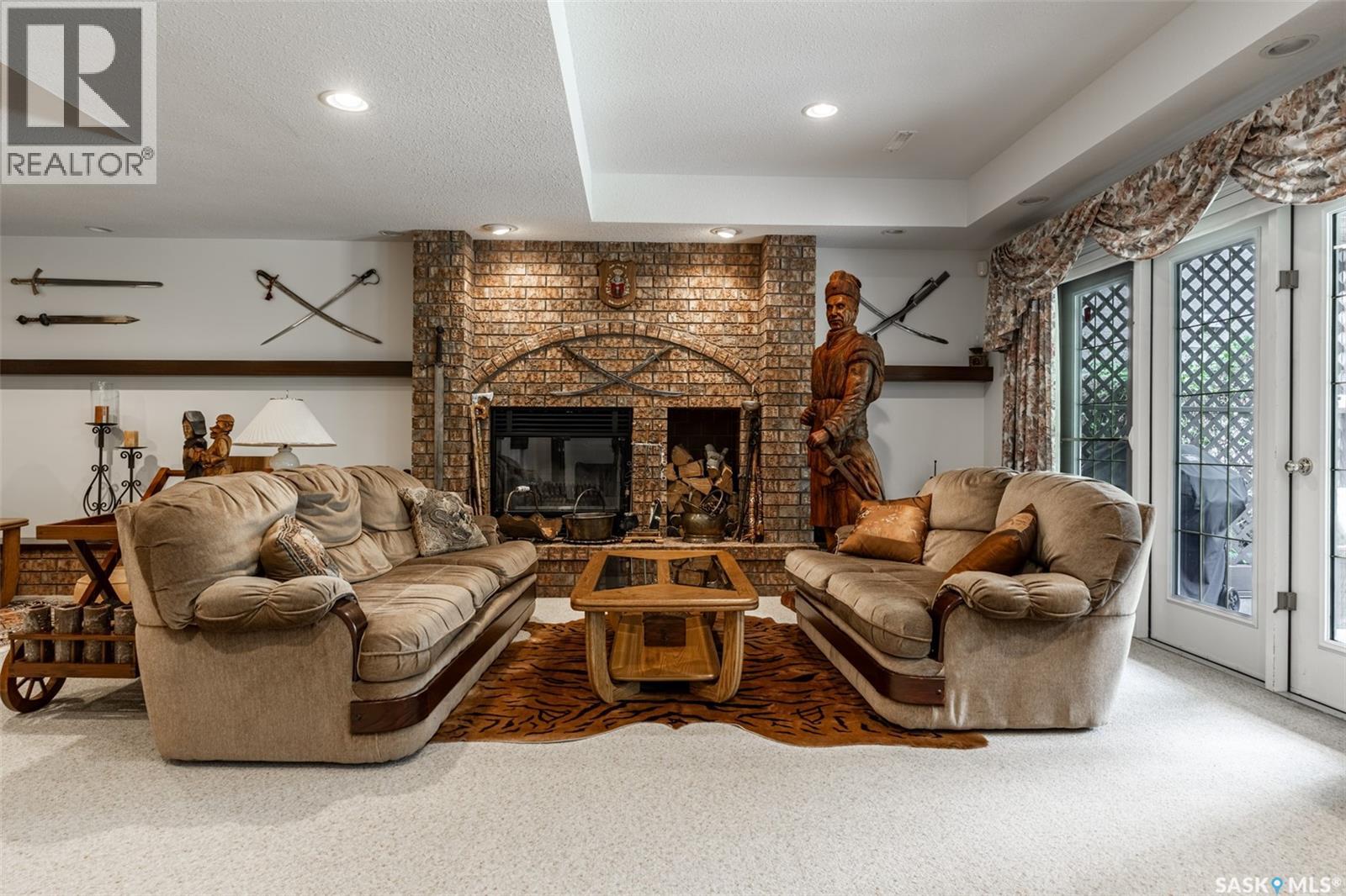 811 Braeside VIEW - Image 51