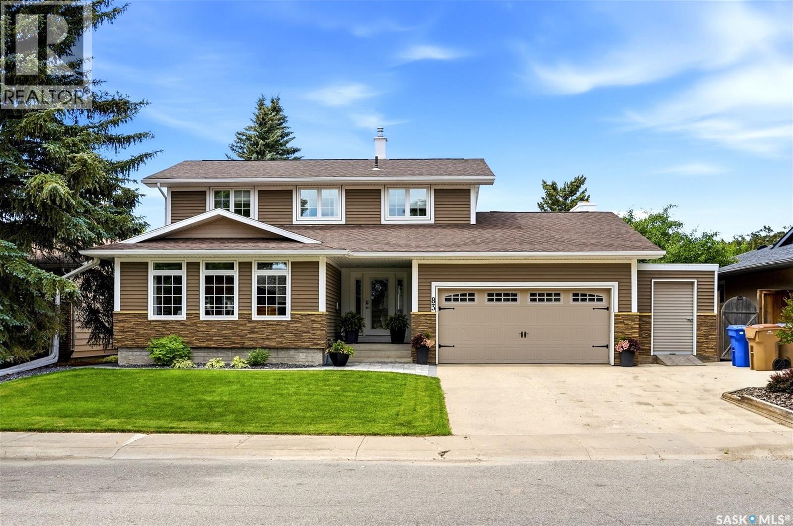 83 Marquis CRESCENT - 1