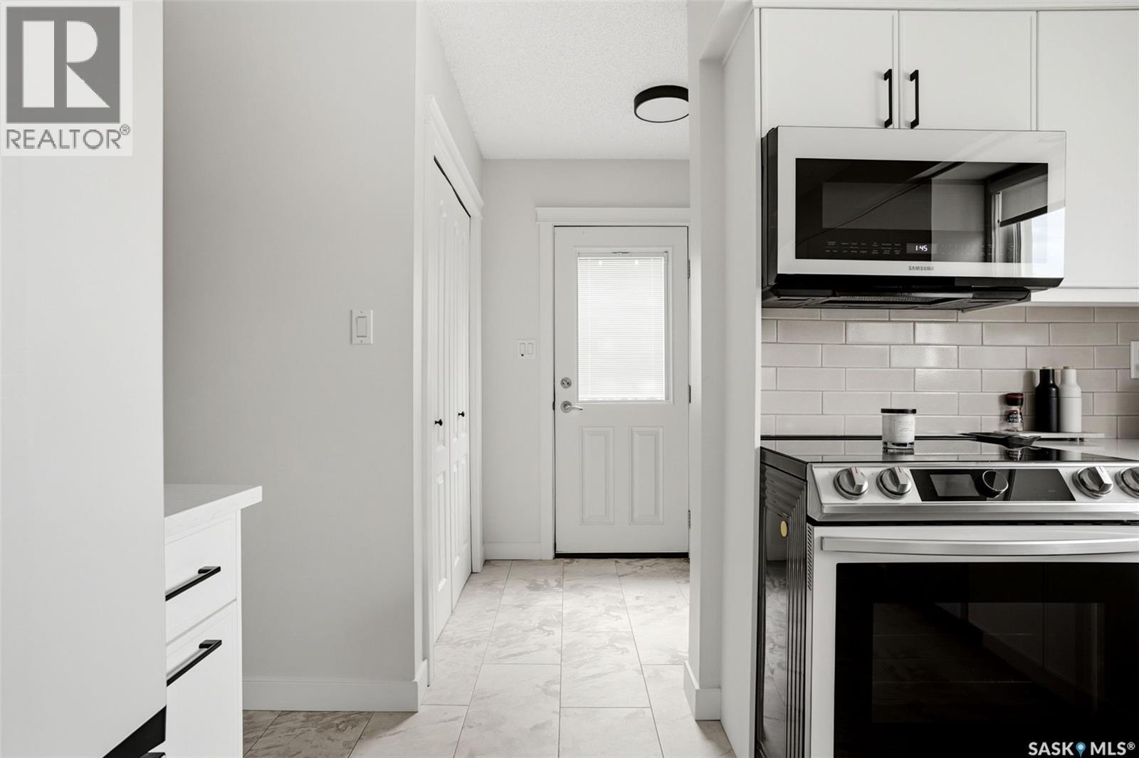 83 Marquis CRESCENT - 25
