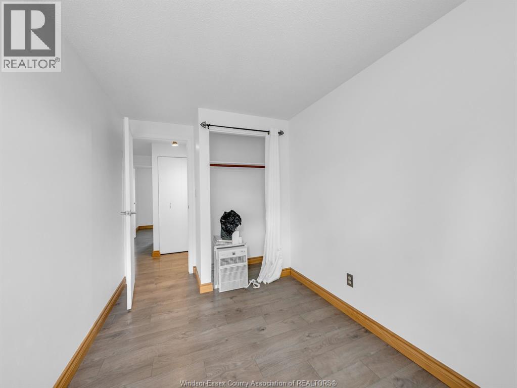6701 Rose-ville Garden DRIVE - 19