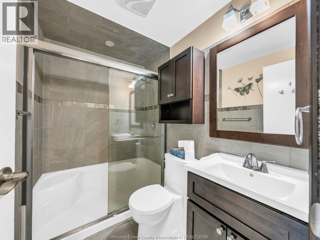 6701 Rose-ville Garden DRIVE - 22