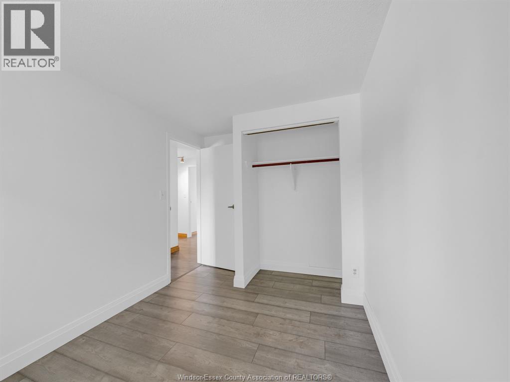 6701 Rose-ville Garden DRIVE - 24