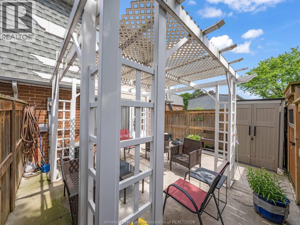 6701 Rose-ville Garden DRIVE - 38