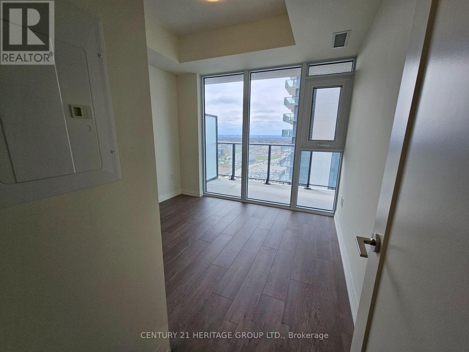 #2301 8960 JANE STREET - Image 6