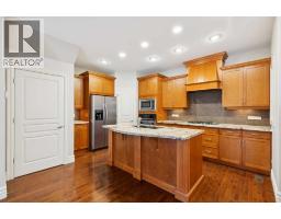 2, 133 12 Avenue NW - photo 5