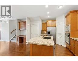 2, 133 12 Avenue NW - photo 3