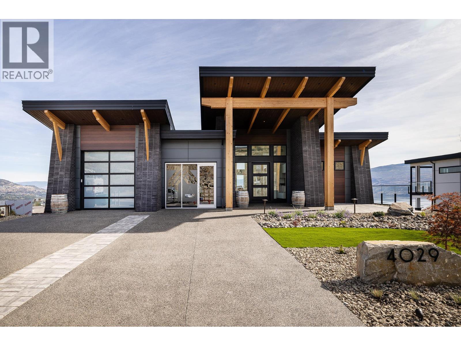 4029 Sunstone Street, West Kelowna