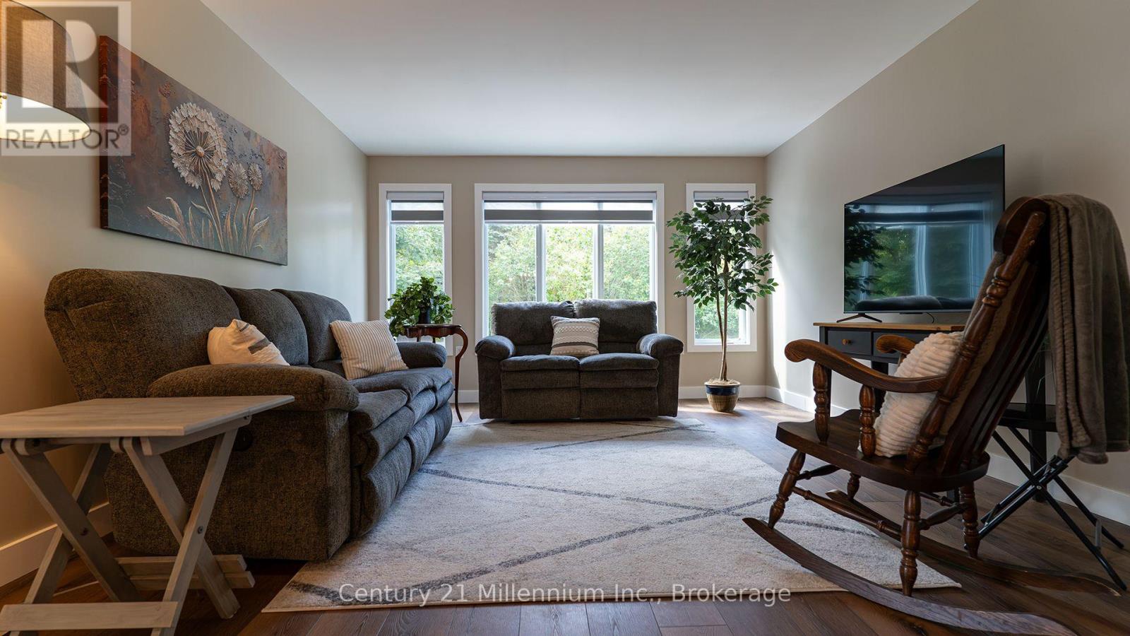 12 ILLINOIS CRESCENT - 15