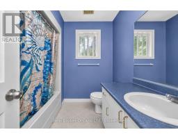 11 Campbell Court, Springwater, ON L0L1V0 Photo 12