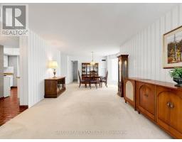 203 - 10 Kenneth Avenue, Toronto, ON M2N6K6 Photo 11