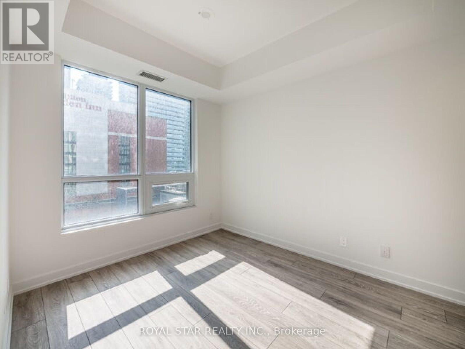 #1007 108 PETER STREET - 14