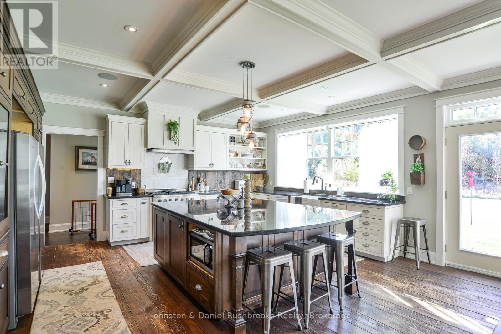 1422 MUSKOKA RD 118 ROAD W - Image 13
