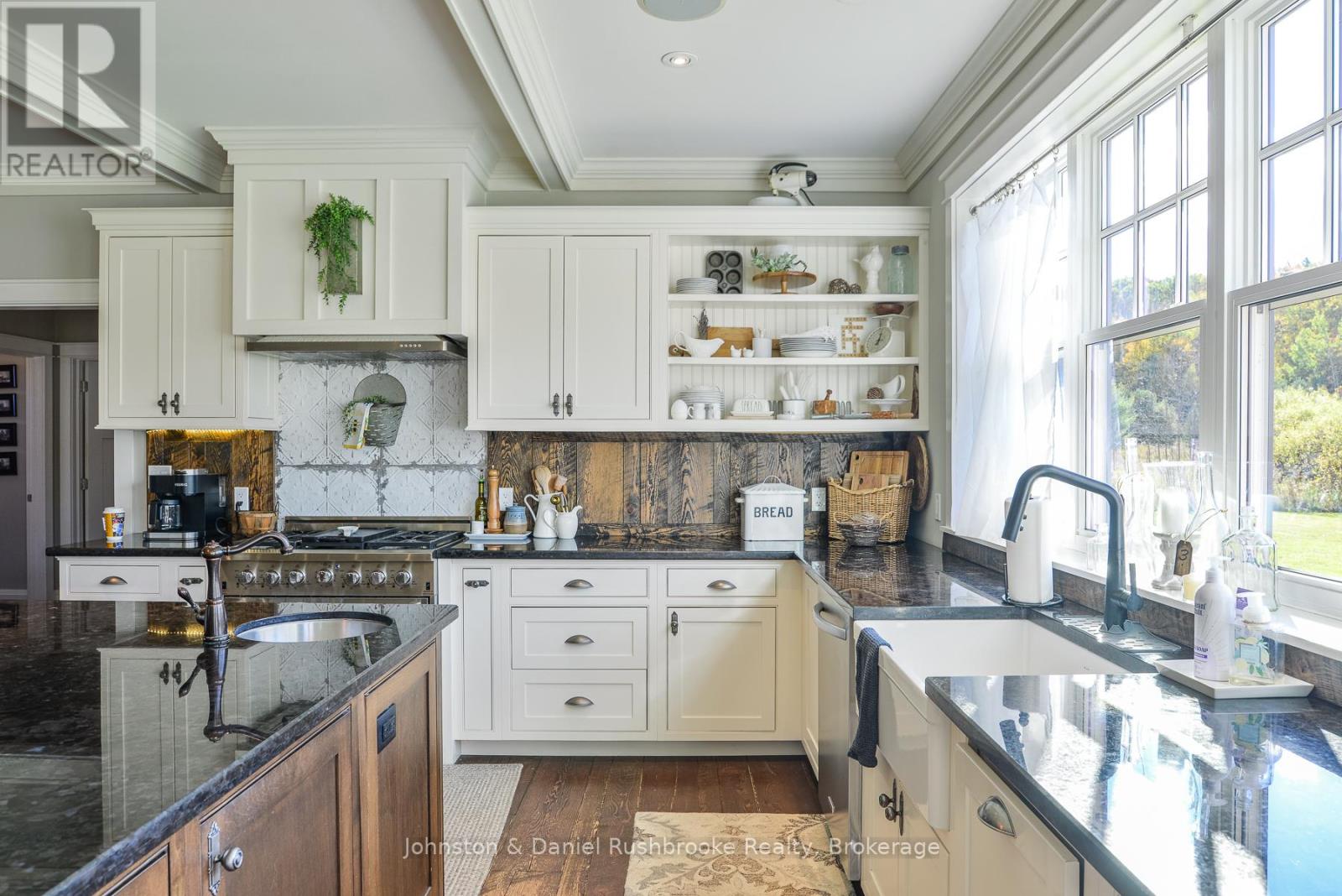 1422 MUSKOKA RD 118 ROAD W - Image 15
