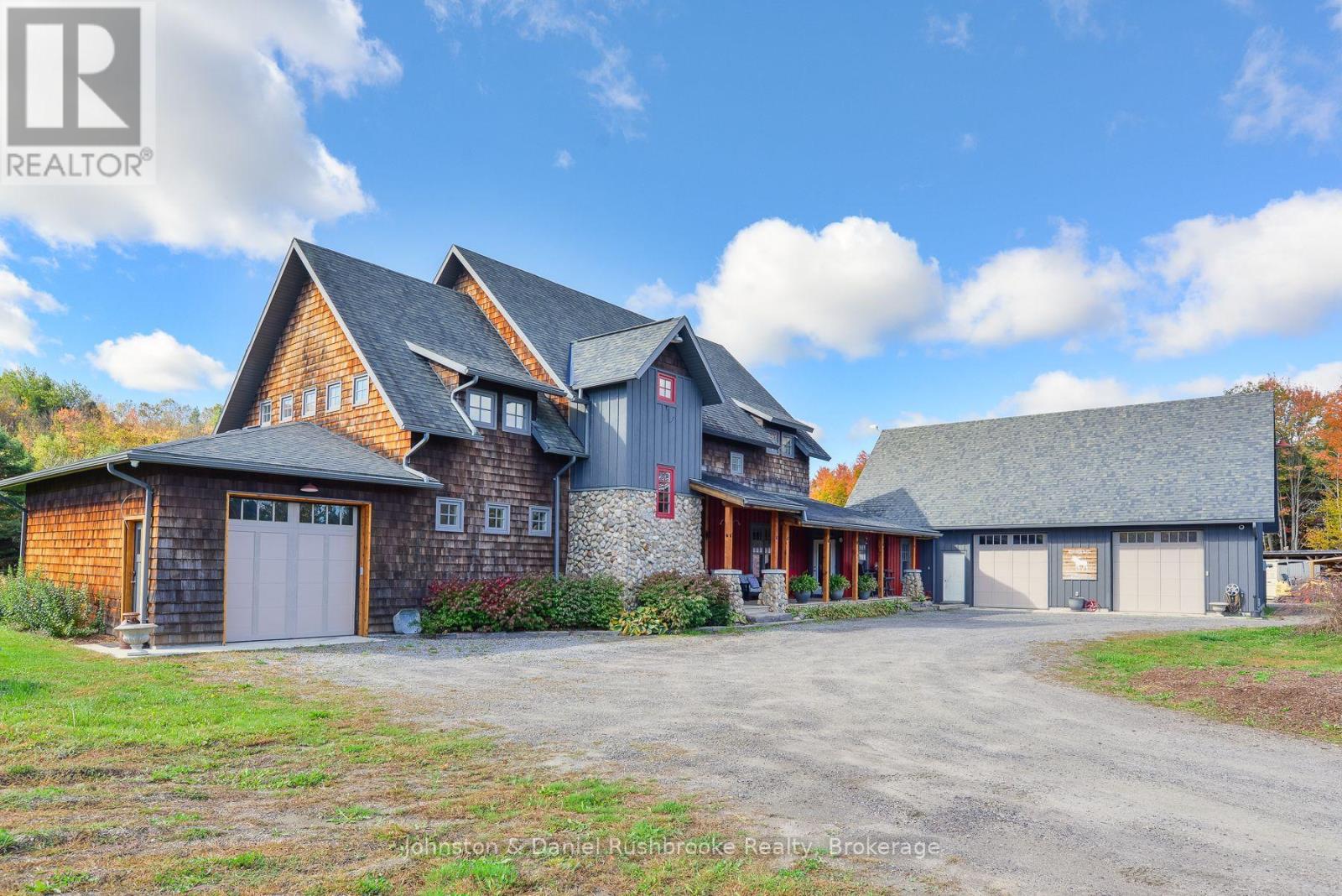 1422 MUSKOKA RD 118 ROAD W - 2