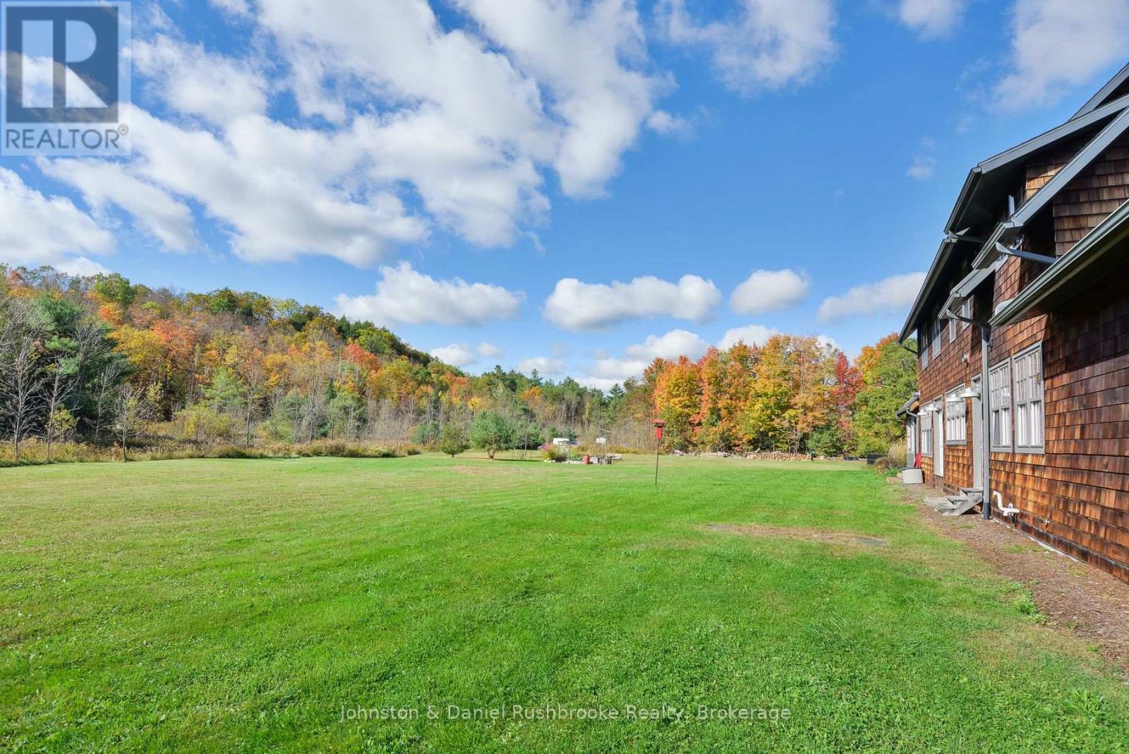 1422 MUSKOKA RD 118 ROAD W - 43