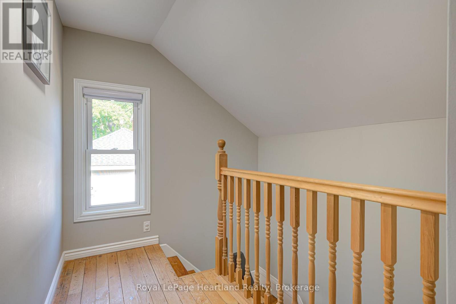 166 GODERICH STREET W - 22