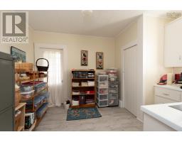 17 Porter Street, Yarmouth, NS B5A2Y7 Photo 34