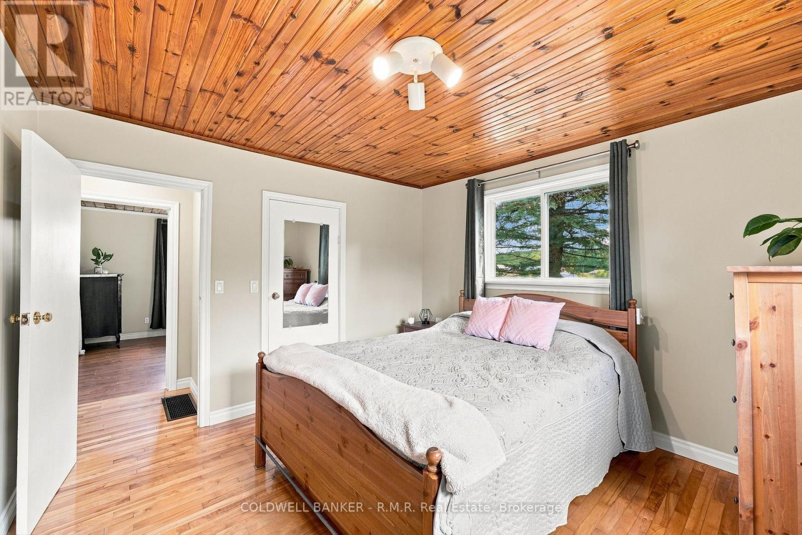 1695 HORSESHOE LAKE ROAD - 20