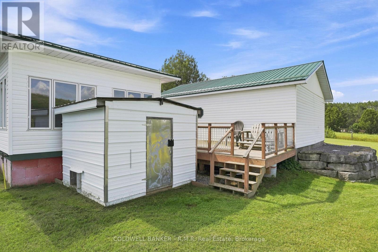 1695 HORSESHOE LAKE ROAD - 30