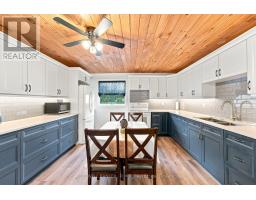 Sunroom - 1695 Horseshoe Lake Road, Minden Hills, ON K0M2K0 Photo 10