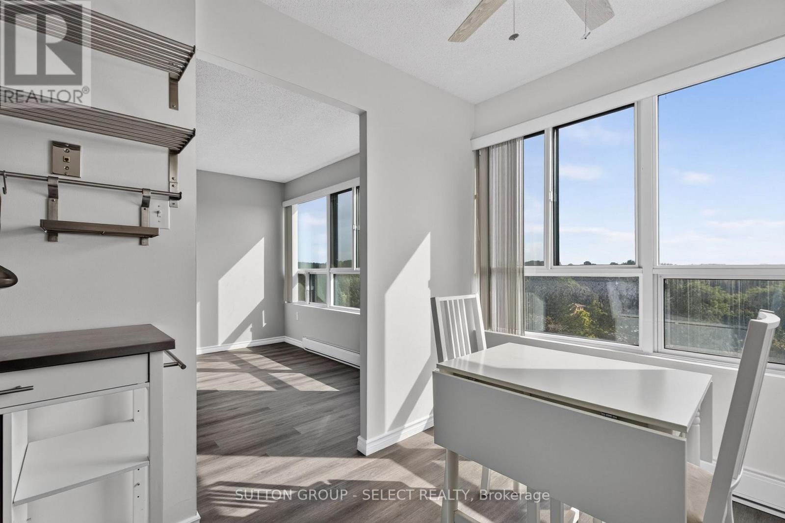 #612 600 GRENFELL DRIVE - Image 11