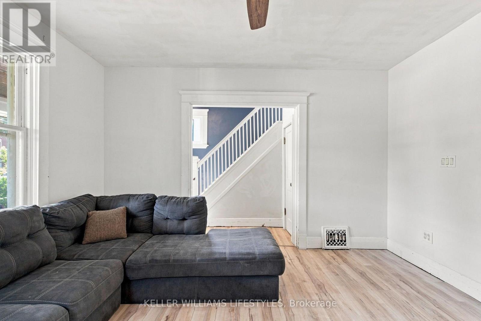 791 QUEBEC STREET - Image 10