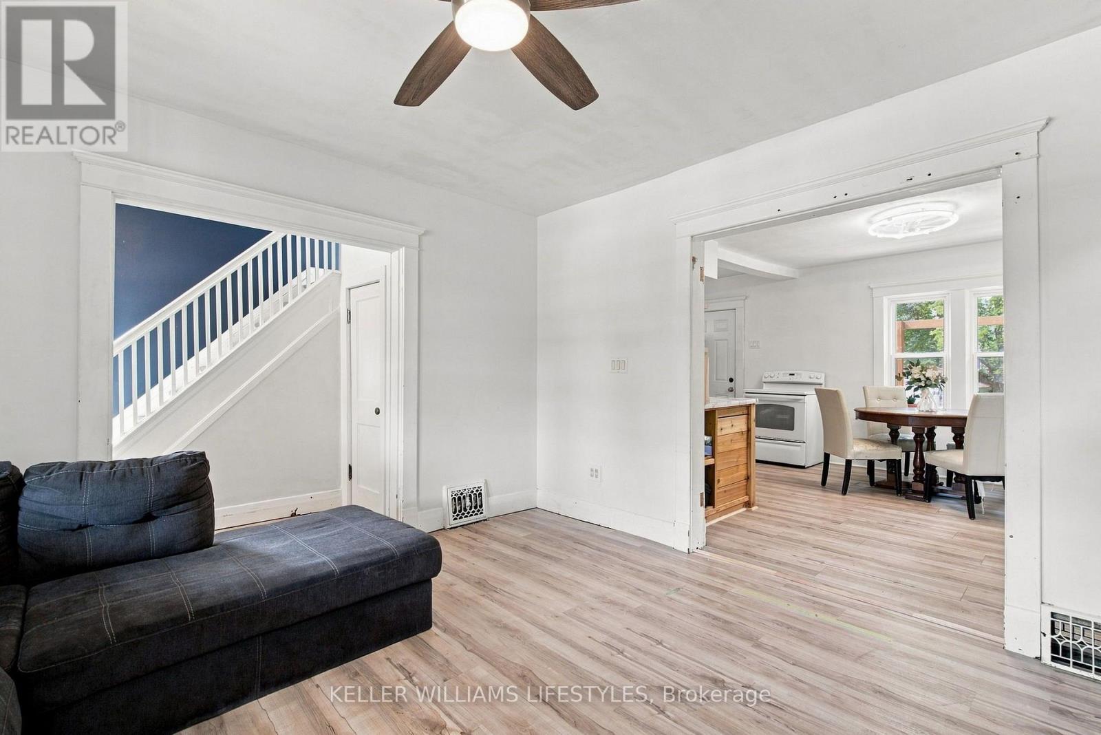791 QUEBEC STREET - Image 11