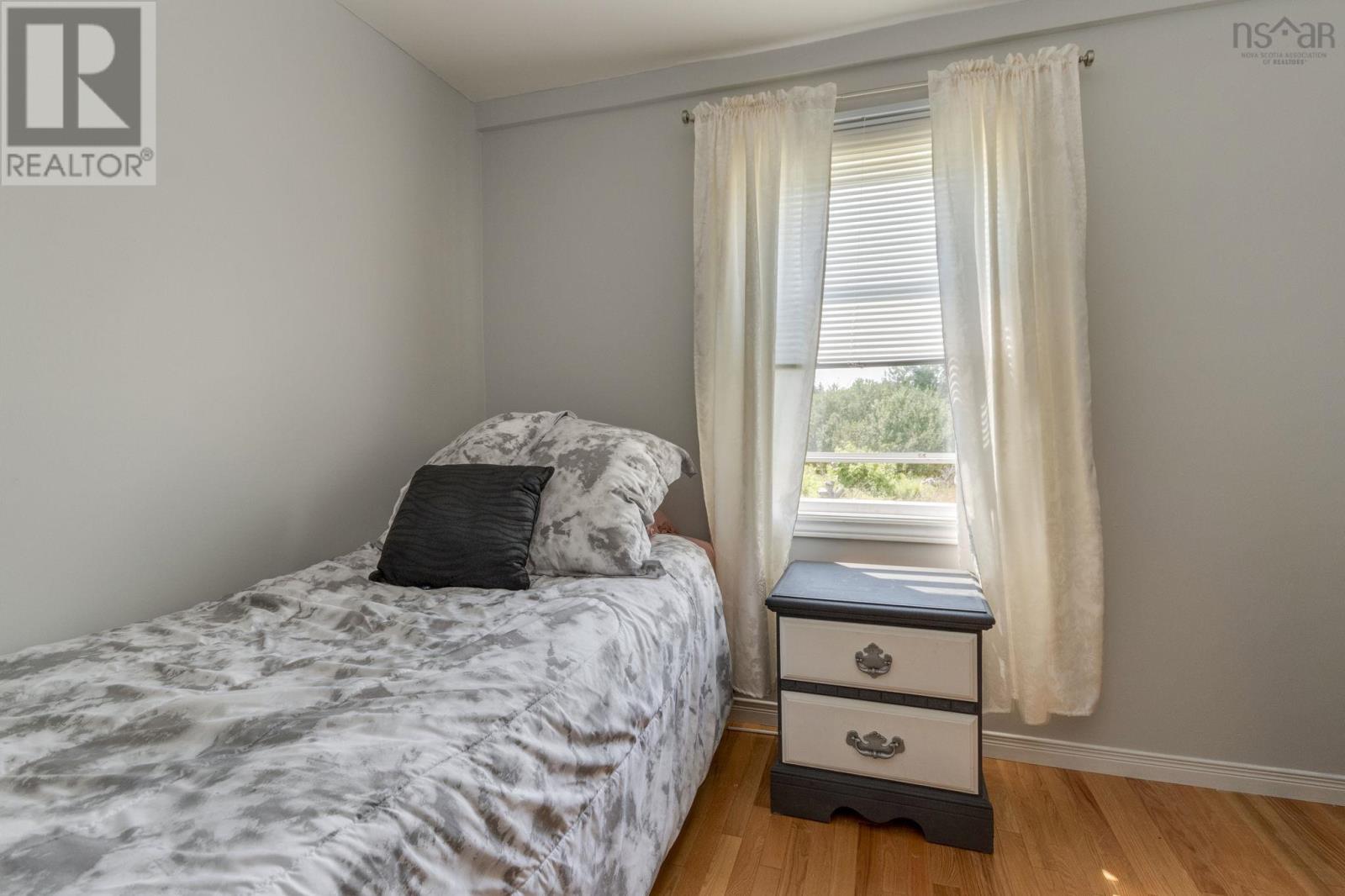 1492 GLEN ROAD - Image 18