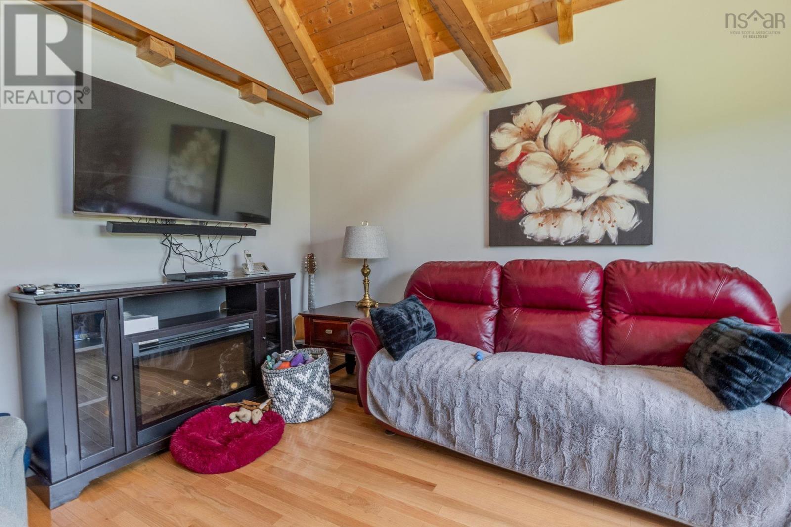 1492 GLEN ROAD - Image 21