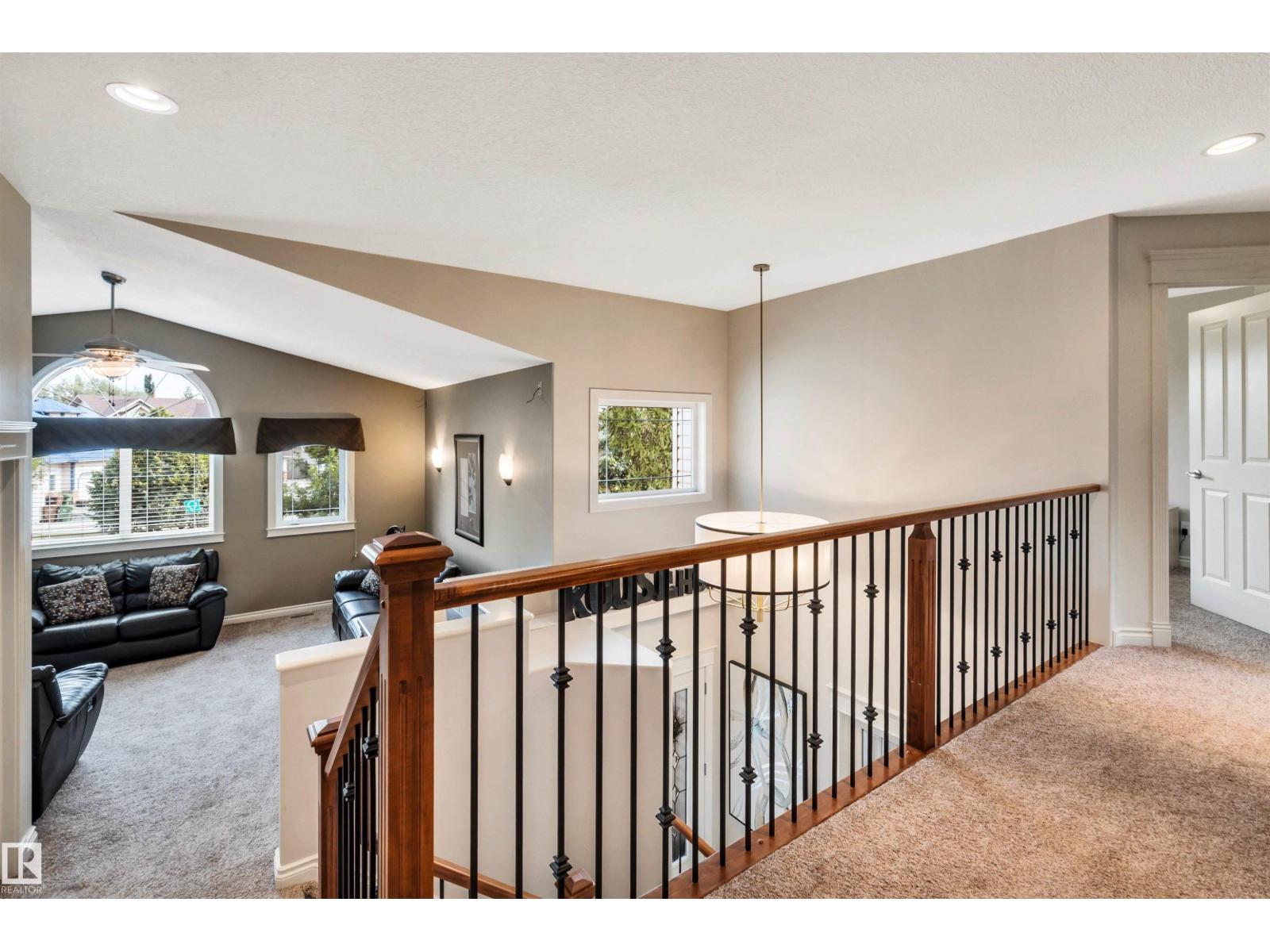 26 EASTPARK DR - 31