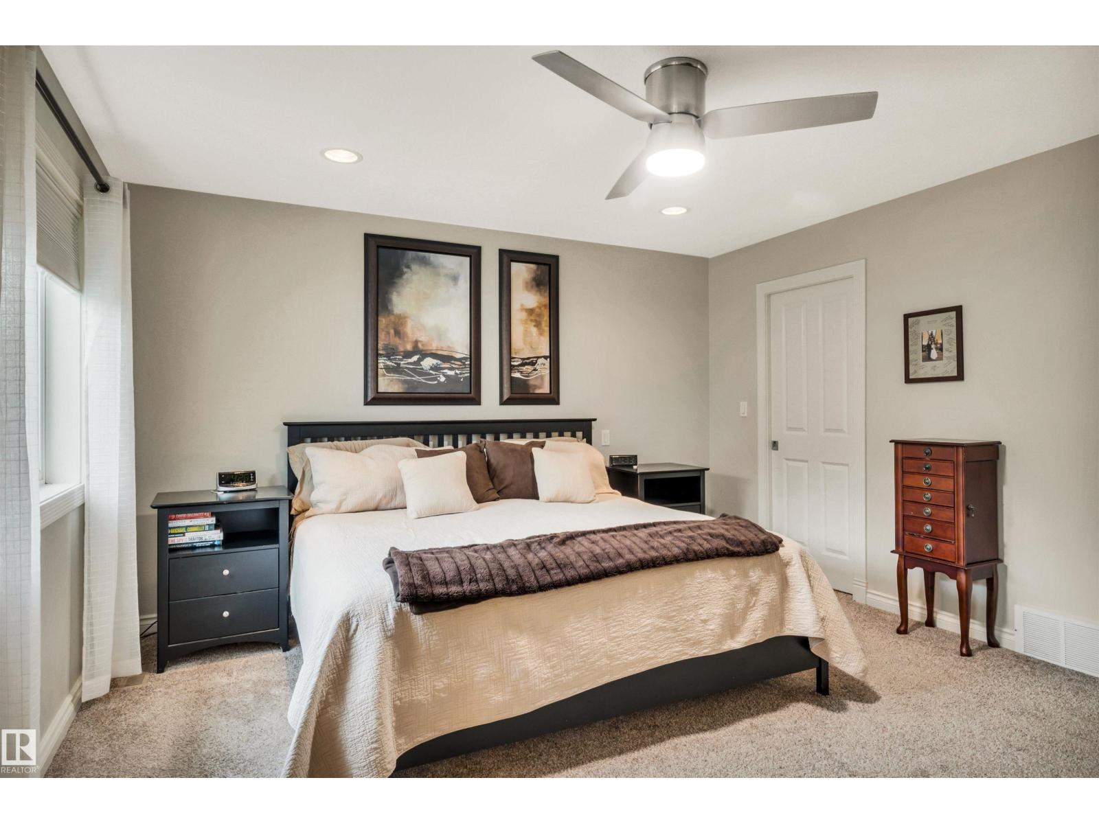26 EASTPARK DR - 37