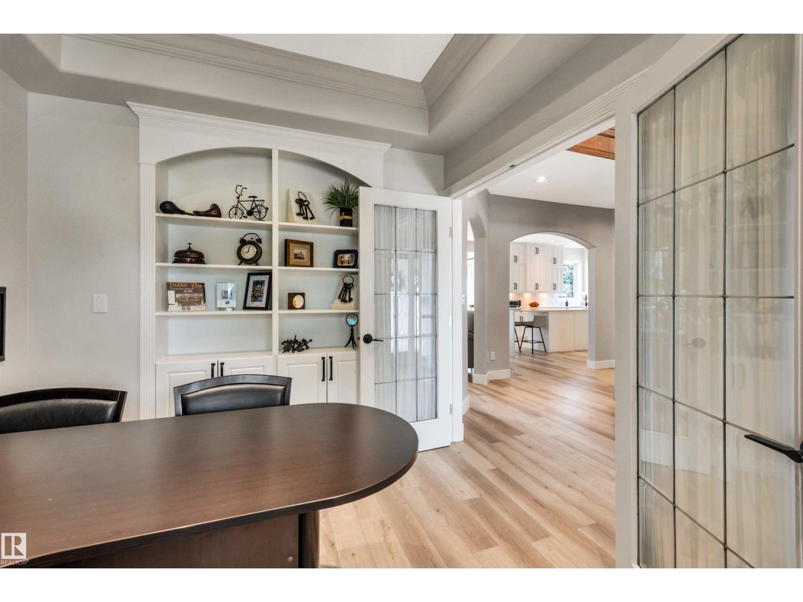 26 EASTPARK DR - 9