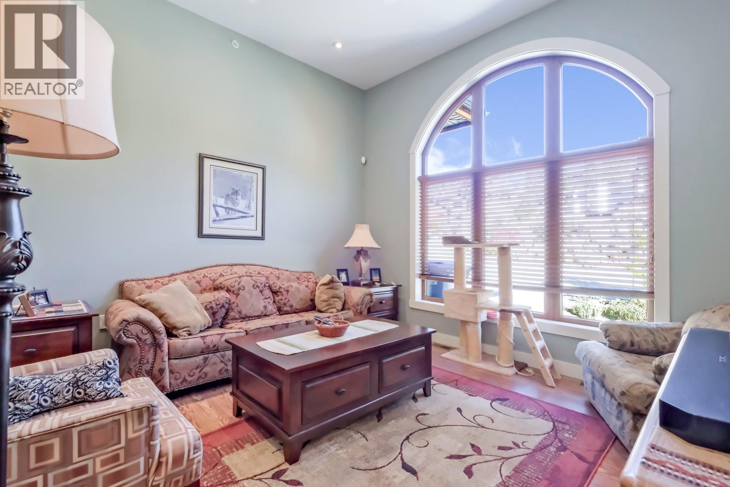 6709 VICTORIA Road S Unit# 6, Summerland